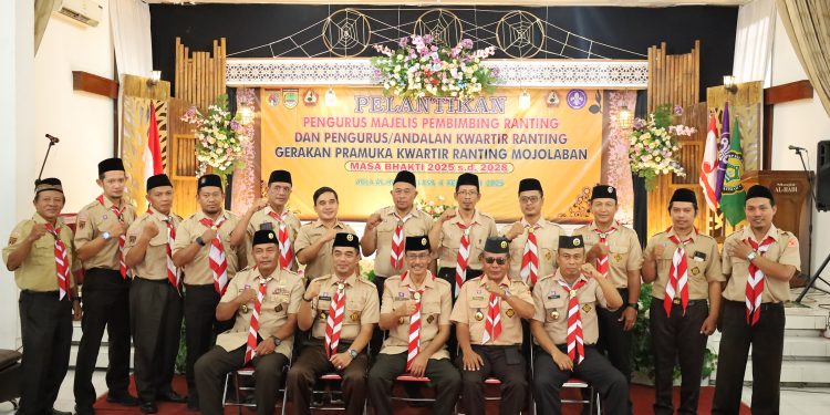 Siap Emban Amanah, Kwarcab Sukoharjo Lantik Mabiran dan Pengurus Kwartir Ranting Mojolaban