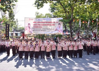 Kolaborasi untuk Ketahanan Bangsa: Kwarcab Sukoharjo Gelar Upacara Peringatan Hari Pramuka ke-64 (Bupati Sukoharjo Kakak Etik Suryani Pimpin Upacara di Halaman Setda)