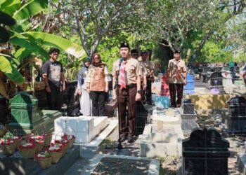Peringati Hari Pramuka ke-65, Kwarcab Sukoharjo Gelar Ziarah dan Doa Bersama di Makam Jogoboyo