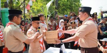 Kwarcab Sukoharjo Tuntaskan ETK 2026, Serahkan Pataka Kwarda Jateng ke Kwarcab Klaten